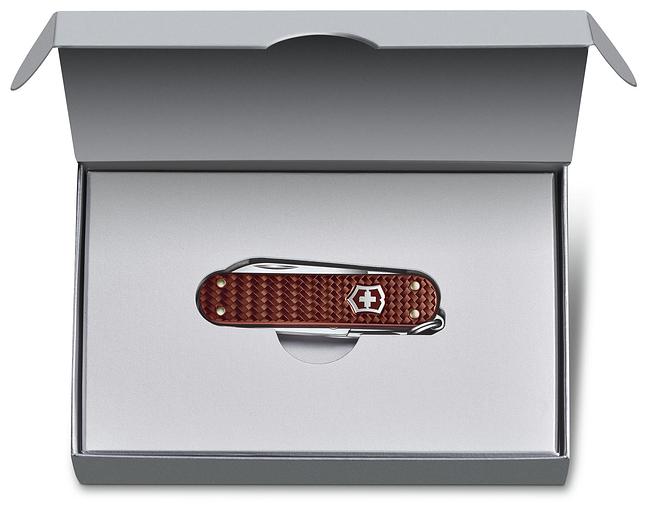 Нож перочинный Victorinox Classic Precious Alox (0.6221.4011G) 58мм 5функц. коричневый подар.коробка фото 5
