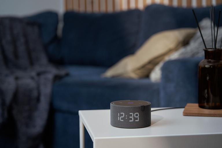 Умная колонка Yandex Станция Новая Станция Мини с часами Алиса черный 10W 1.0 BT 10м (YNDX-00020K) фото 3