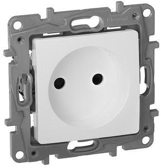 Розетка силовая Legrand Etika (672234) скрыт. штор. IP21 белый фото 1
