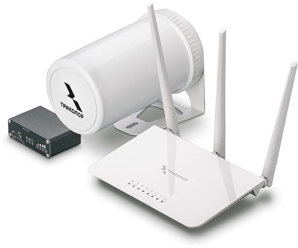 Усилитель сигнала Триколор TR-4G/injector-9kit 20м (046/91/00055155) фото 1