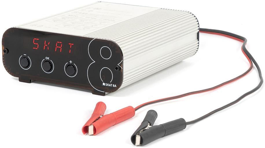 248 Компактное автоматическое зарядное устройство для аккумуляторов (АКБ), заряжает все типы свинцово-кислотных АКБ, включая автомобильные. Ток заряда до 8А. IP 50. Бастион SKAT 8A фото 2