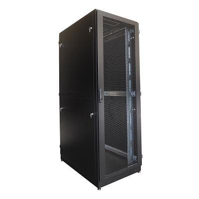ЦМО Шкаф серверный напольный 48U (600 х 1200) дверь перфорированная 2 шт., цвет черный ШТК-М-48.6.12-44АА-9005 фото 1