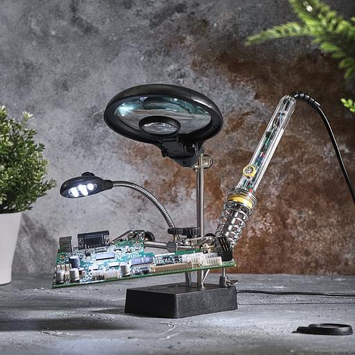 REXANT (12-0250) Держатель "третья рука" с лупой х2.5, подставка под паяльник, LED подсветка фото 4