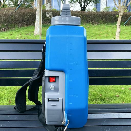 Опрыскиватель Hyundai HYSP 1612, аккумуляторный, ранцевый, 16л, голубой/серый фото 3