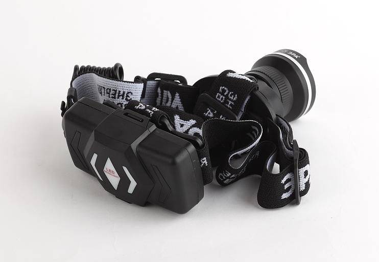 ЭРА Б0039626 Налобный фонарь GA-806 Фонарь ЭРА налобный аккумуляторный, рег фокус, [5 Вт CREE, алюминий, литий 2,5Ач, USB, короб] фото 3