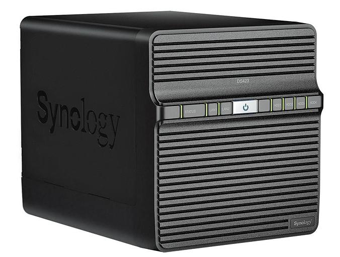 Система хранения данных Synology QC1,1GhzCPU/2GB/RAID0,1,10,5,6/up to 4HDDs SATA(3,5' or 2,5')/2xUSB3.2/2GigEth/iSCSI/2xIPcam(up to 30)/1xPS/2YW repl DS418 (DS423) фото 1