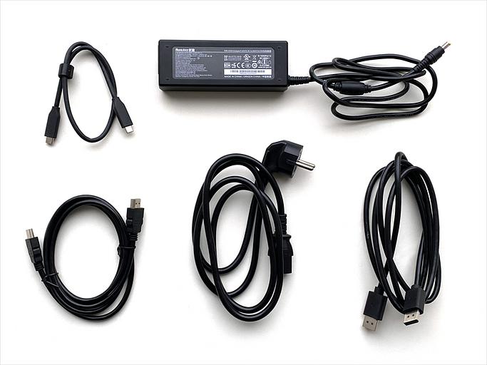 Монитор IRBIS NOBLEVIEW 34'' LED Monitor Curved 3440x1440, 21:9, VA, 400 cd/m2, 4000:1, 3ms, HDMI, DP, USB-C(65W), USB-Ax2, USB-B, PJack, Audio output, 165Hz, Tilt, Height, Swivel, внешн. бп, VESA, Black 3y (IMVW34UIDL) фото 7