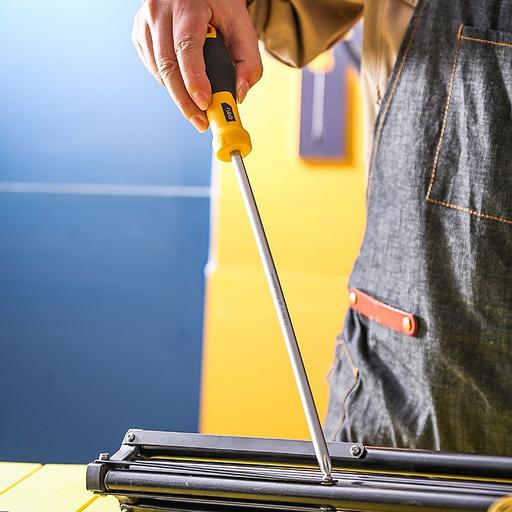 Крестовая отвертка Deli DL638250 PH3x250мм Материал: CR-V. Двухкомпонентная ручка. Хромированная. фото 5