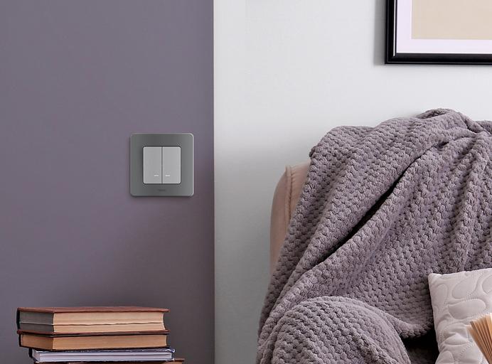 Legrand 673632 Выключатель двухклавишный с подсветкой/индикацией - INSPIRIA - 10 AX - 250 В~ - алюминий фото 7