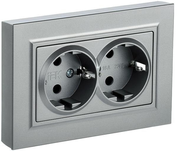 IEK BR-R21-16-K47-F BRITE Роз. 2-я с з/к без з/ш 16А в сб. РС12-3-БрА алюм. фото 1