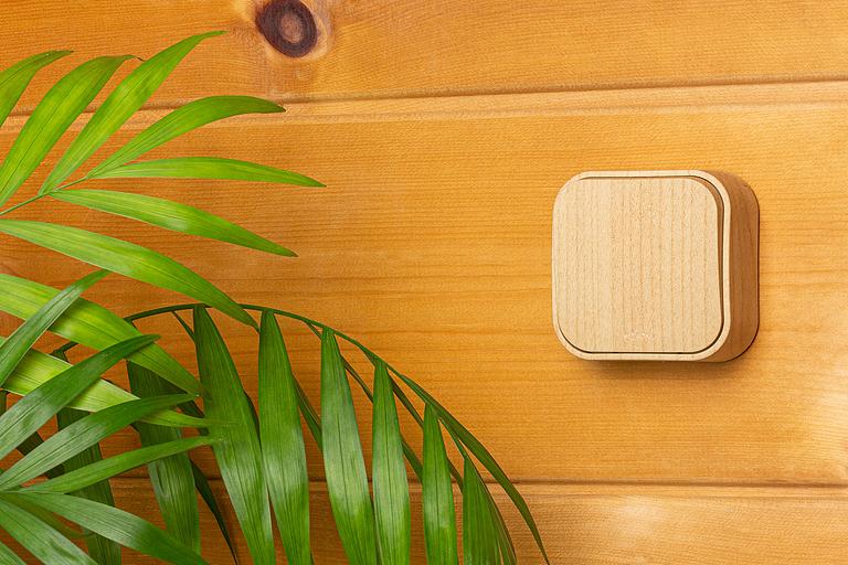 Legrand 782260 Выключатель 10A одноклавишный Quteo (Дерево) фото 2