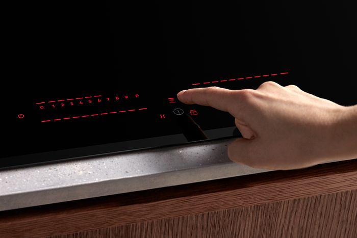 Индукционная варочная поверхность Electrolux EIP6446 черный фото 5