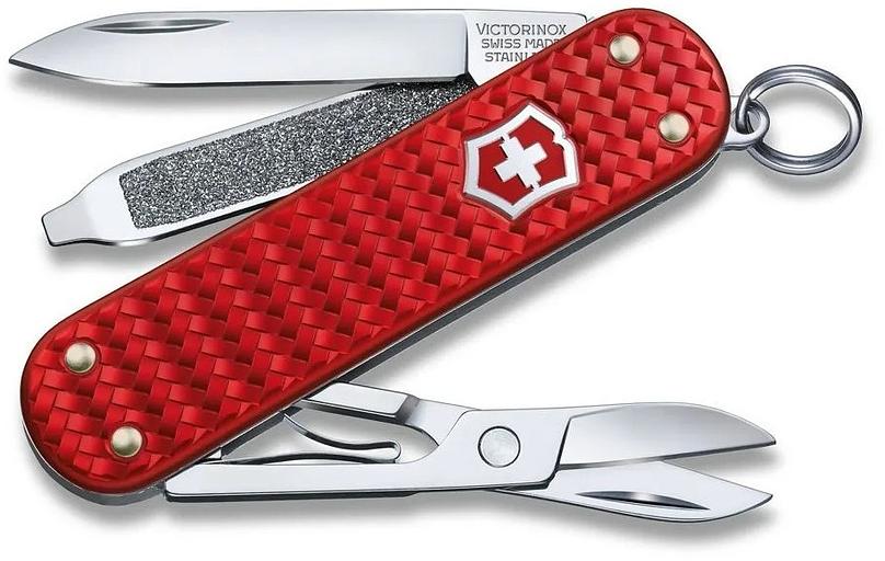 Нож перочинный Victorinox Classic Precious Alox (0.6221.401G) 58мм 5функц. красный подар.коробка фото 1