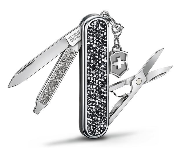 Нож перочинный Victorinox Classic Brilliant Crystal (0.6221.35) 58мм 5функц. черный/серебристый подар.коробка фото 4