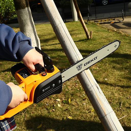 Электрическая цепная пила Deko DKEC14 1800Вт дл.шины:14" (35cm) (065-1214) фото 6