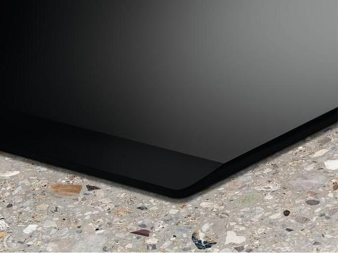 Индукционная варочная поверхность Electrolux LIR60430 черный фото 5