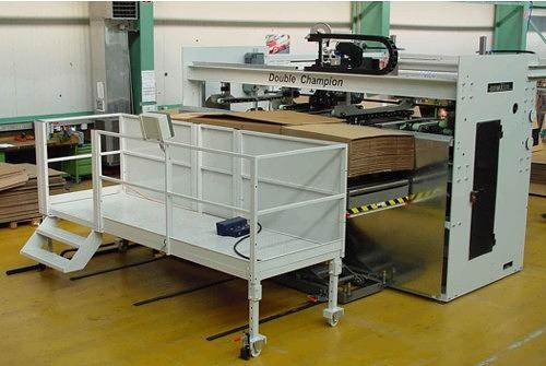 Сшивное оборудование BAHMÜLLER для крупногабаритной тары из гофрокартона фото 1