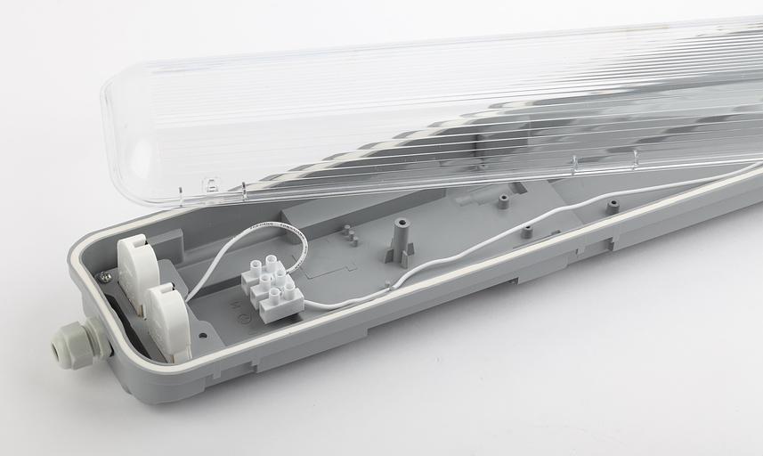 Светильник светодиодный SPP-101-0-002-120 Св-к IP65 под две светодиод. лампы T8 G13 1200мм (8/144) ЭРА Б0043658 фото 3