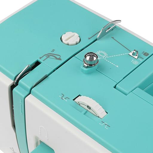 Швейная машина Necchi Q134A белый/голубой фото 8