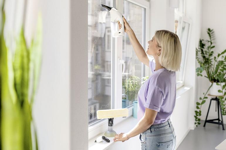 Мойщик окон Karcher WV 1 Plus Frame Edition белый фото 5