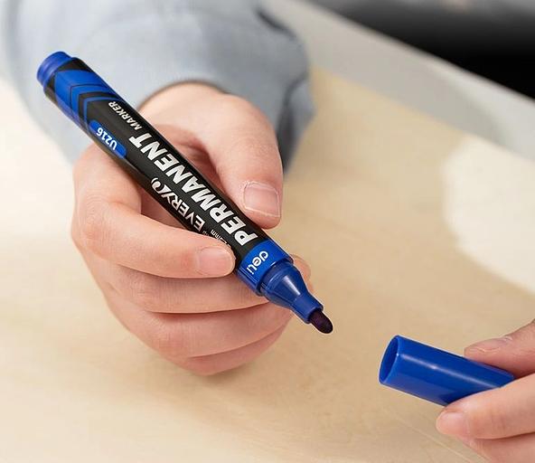 Маркер перманентный Deli EU216-RD Everyu круг. пулевидный пиш. наконечник 2.5мм заправляемый красный фото 2