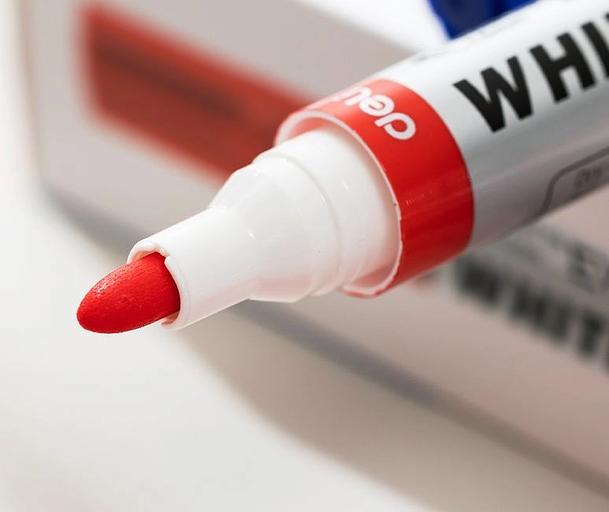 Маркер для досок Deli EU016-RD Everyu пулевидный пиш. наконечник 2.5мм заправляемый красный фото 2