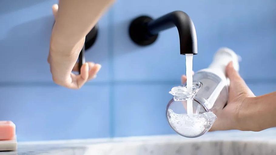 Ирригатор Philips HX3826/31 белый фото 9