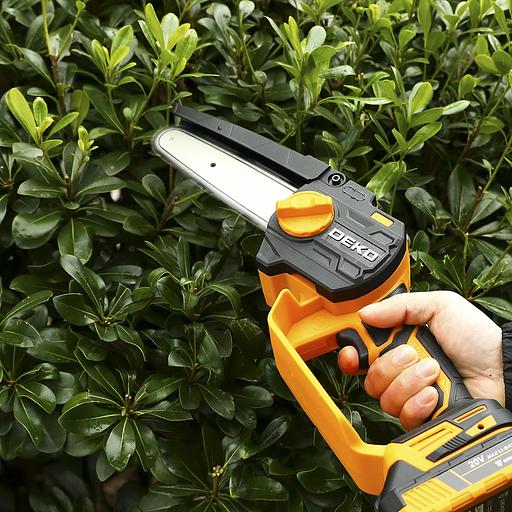 Электрическая цепная пила Deko DKCHS 20-6 (063-4307-1) фото 4