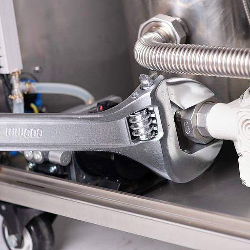 Ключи Deli Разводной ключ Deli DL024A 600мм, диапазон регулировки 0-62мм, инструментальная сталь, хромированная отделка фото 7