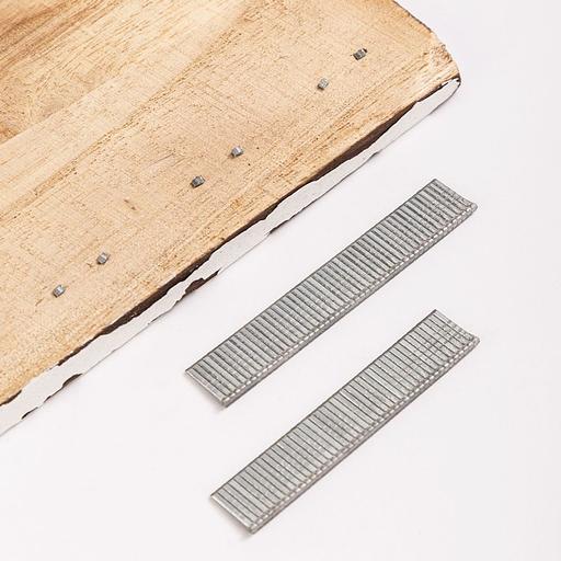 Степлеры, пистолеты, заклепочники Deli Мебельный степлер Deli DL238105 с набором скоб + антистеплер Набор: 2000шт D-тип. 2000шт Т-тип. 2000шт U-тип, 1шт скобоудалитель. фото 6