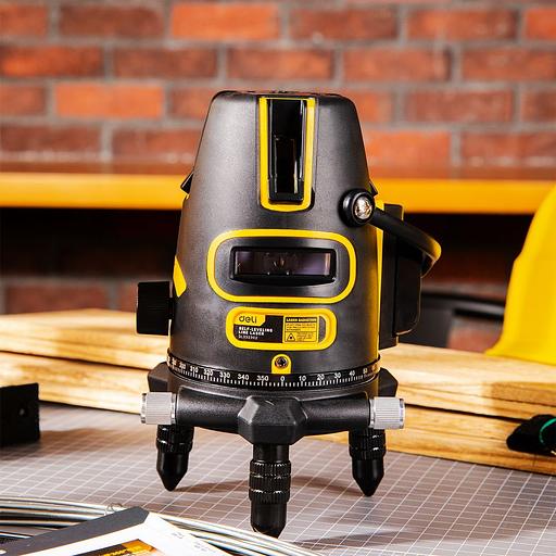 Измерительный и разметочный инструмент Deli Лазерный уровень Deli DL332302 2 луча(зеленый цвет), точность +/-1,5мм/7м, угол самовыравнивания 3°, 1АКБ 2,4 А*ч+ЗУ, время работы до 8 часов, кейс фото 4