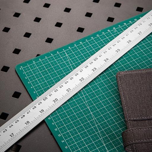 Измерительный и разметочный инструмент Deli Линейка стальная Deli DL8100Y 1000мм нержавеющая сталь фото 6