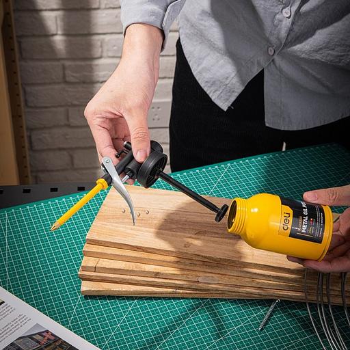 Заправочно-смазочный инструмент Deli Маслёнка стальная Deli DL468300 220мл фото 8