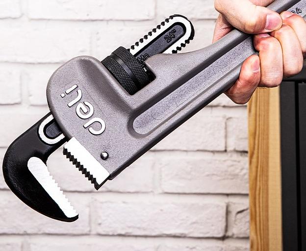 Ключи Deli Трубный ключ Стиллсона облегченный Deli DL105024 550мм, максимальное открытие 73мм, Cr-Mo + углеродистая сталь фото 4