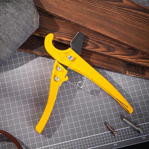 Труборез Deli Труборез для пластиковых труб Deli DL350033 диаметр реза до 33мм, лезвия с тефлоновым покрытием фото 3