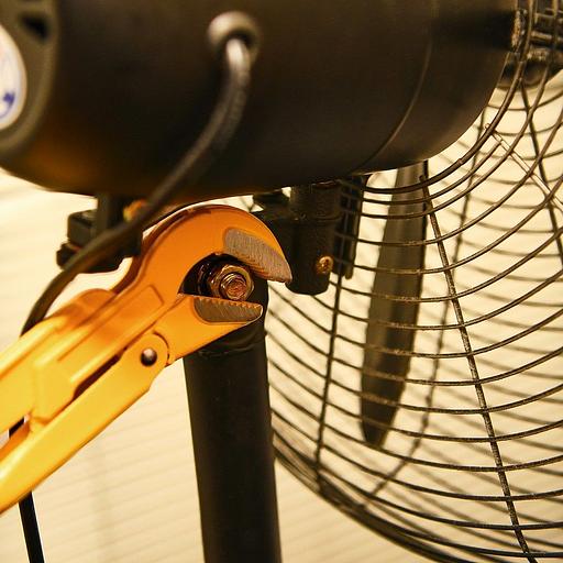 Ключи Deli Трубный рычажный ключ №3 с изогнутыми губками Deli DL105267 560мм, раскрытие губок 0-67мм, сталь Cr-V фото 7