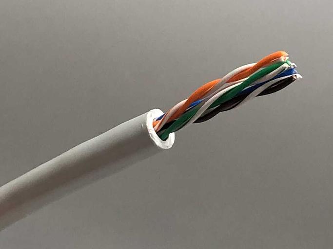 Витая пара UTP 4 пары AWG 24 Cat.5e внутренняя нг(А)-LSLTx Cu Premium (UTP 4x2x0.51 In/Cu LSLtx) фото 1