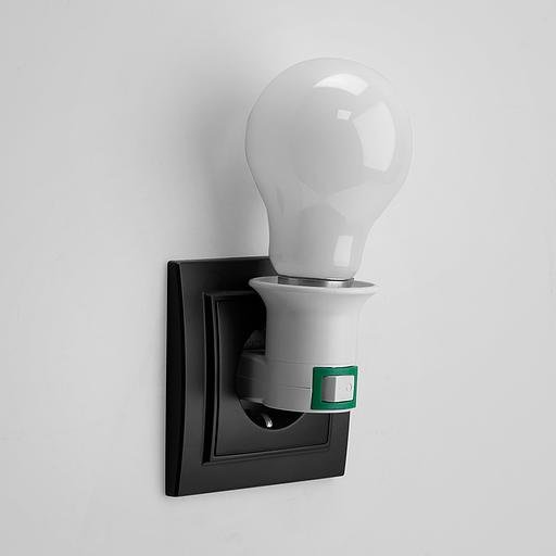 Патрон-переходник с Е27 на розетку с выключателем белый фото 3