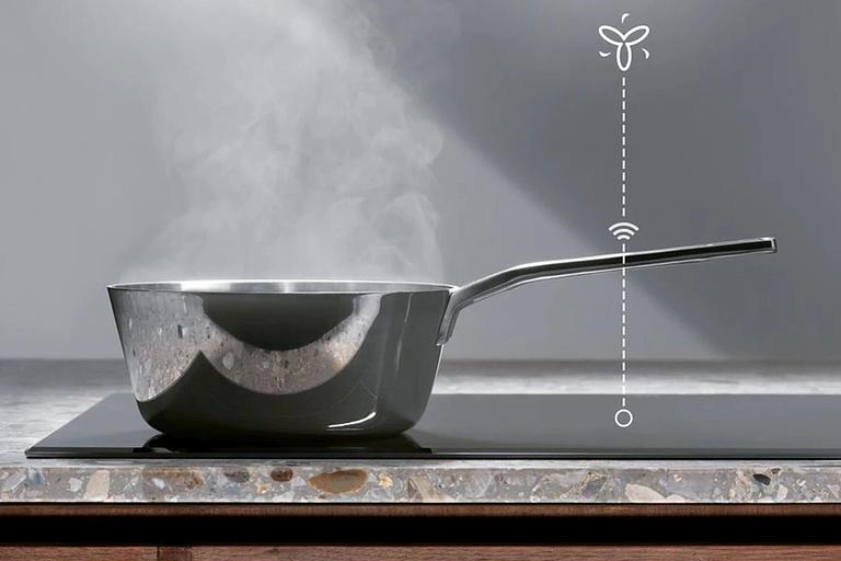 Индукционная варочная поверхность Electrolux EIV84550 черный фото 9