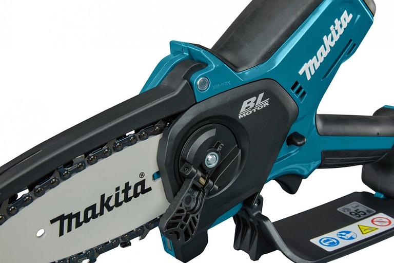 Электрическая цепная пила Makita UC100DZ 210Вт дл.шины:4"(10cm) фото 2