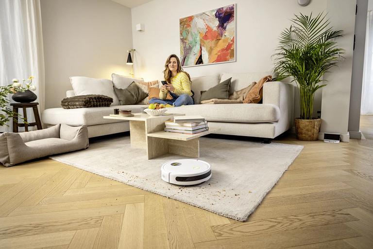 Пылесос-робот Karcher RCV 2 белый/черный фото 7