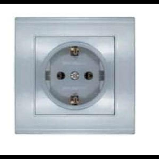 Розетка 1-м СП Бриллиант 16А IP20 с заземл. серебр. UNIVersal 7949872 фото 1