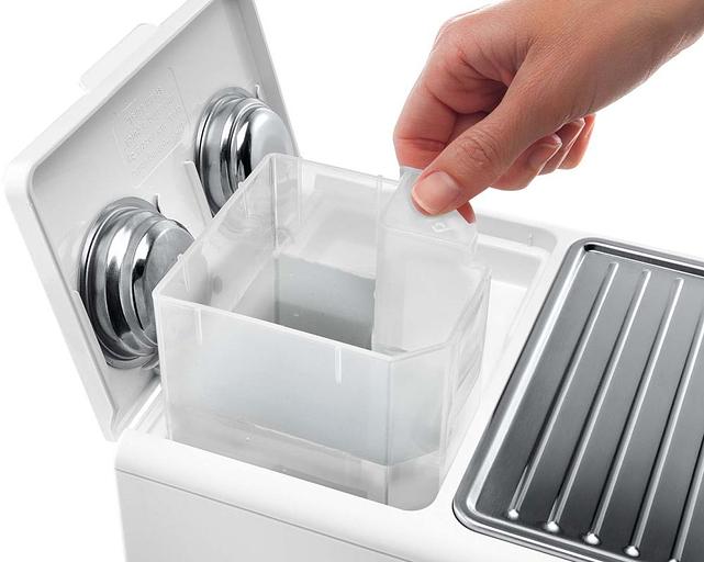 Кофеварка рожковая Delonghi ECP33.21.W 1100Вт белый фото 4