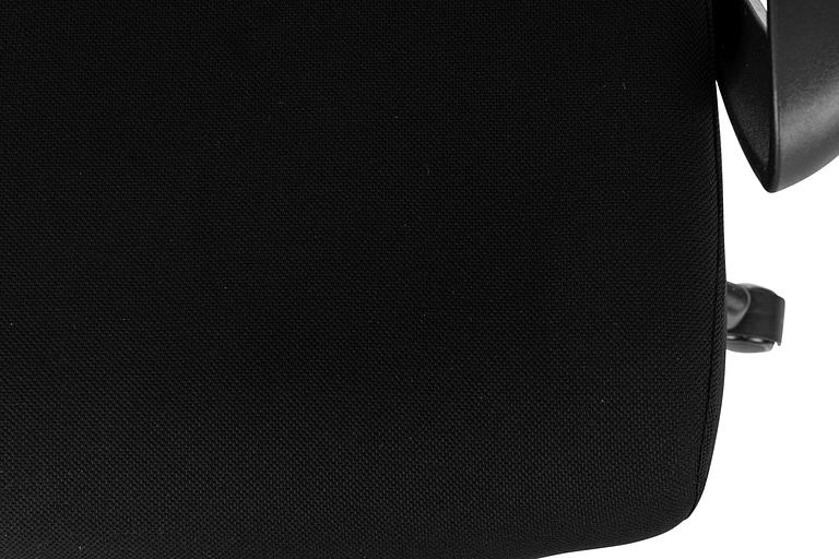 Кресло руководителя Бюрократ Sigma 2 черный сетка/ткань крестов. пластик фото 7