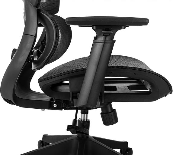 Кресло руководителя Бюрократ 831 черный сетка с подголов. крестов. пластик фото 9