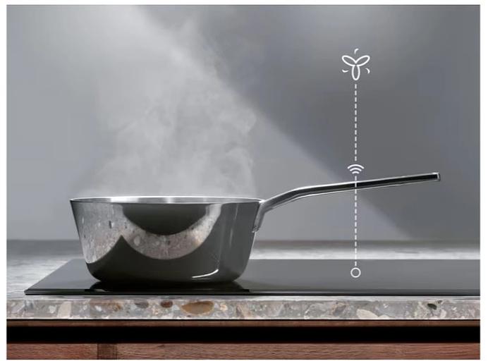 Индукционная варочная поверхность Electrolux EIV85453 черный фото 6