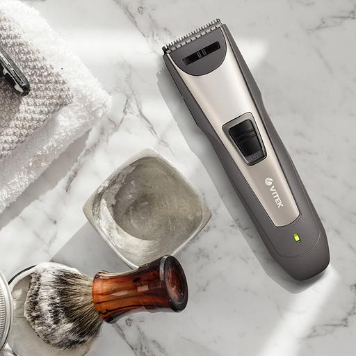 Машинка для стрижки Vitek VT-2572 графитовый 3Вт (насадок в компл:2шт) фото 6