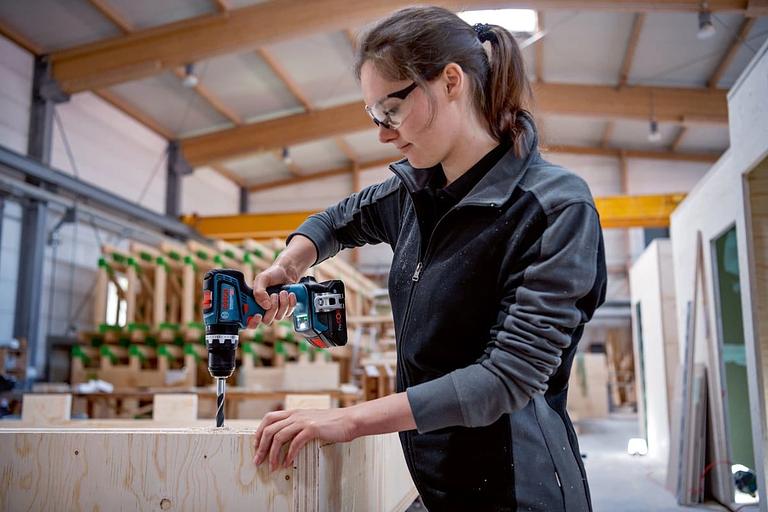 Дрель-шуруповерт Bosch GSB 18V-90 аккум. патрон:быстрозажимной (06019K6100) фото 3