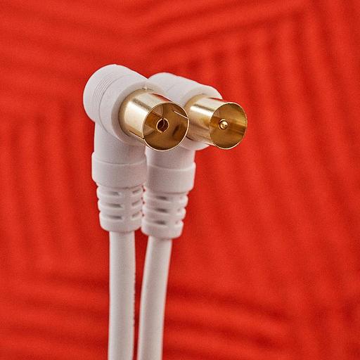 Шнур ТВ гнездо - ТВ штекер, угловой, длина 1,5 метра, белый REXANT фото 2