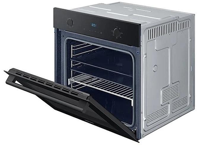 Встраиваемый электрический духовой шкаф Samsung NV68A1145RK/WT фото 4